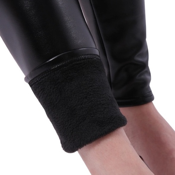 Super Hot ♡ Faux Leather Velvet Pants - Picture 6 of 8